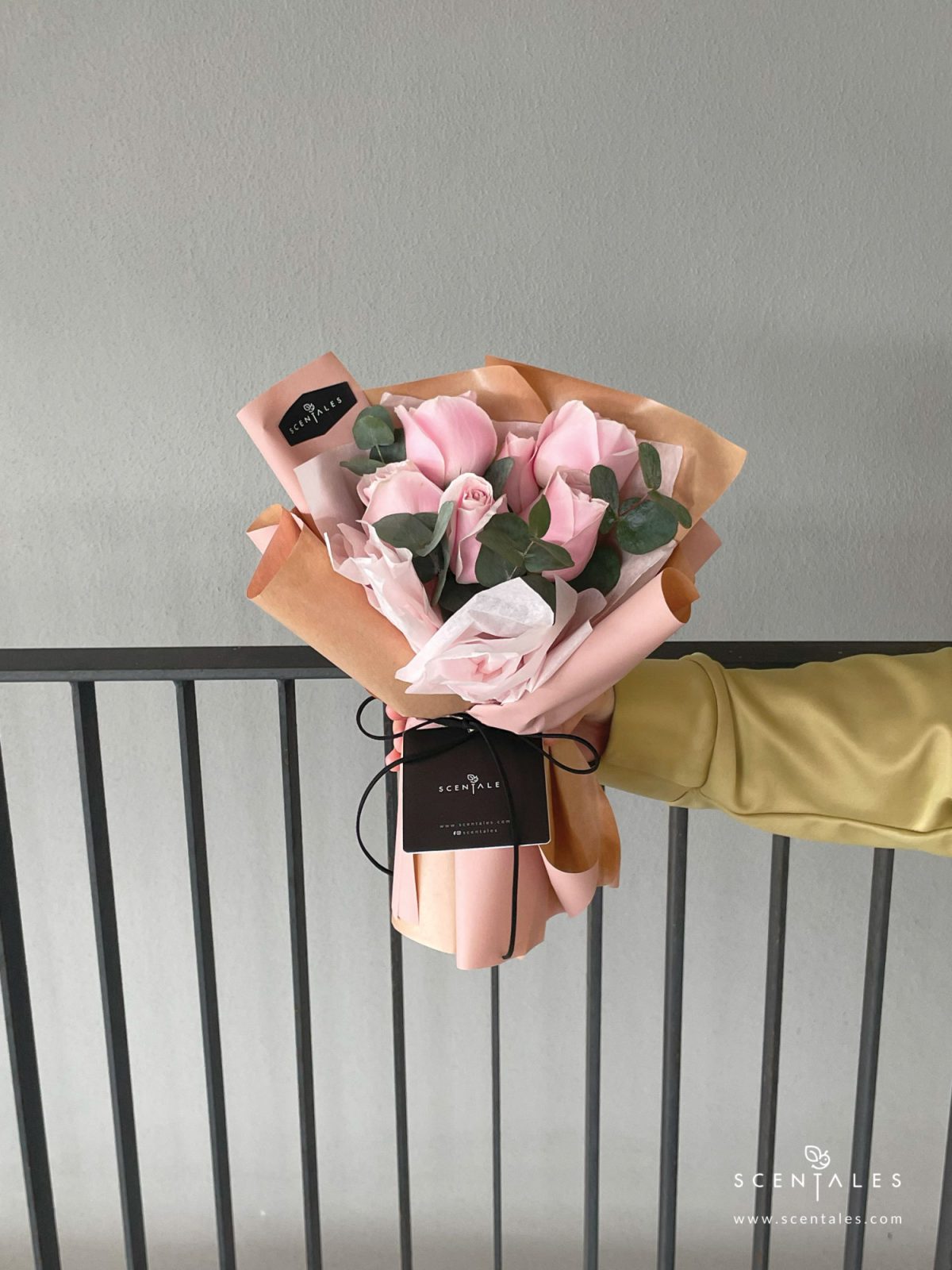 minimalist pink rose crepe pink bown flower bouquet