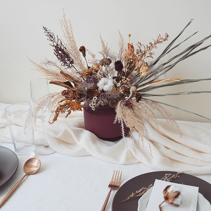 Floral Trend 2020: How to Bring Dried Flowers In to Our ...