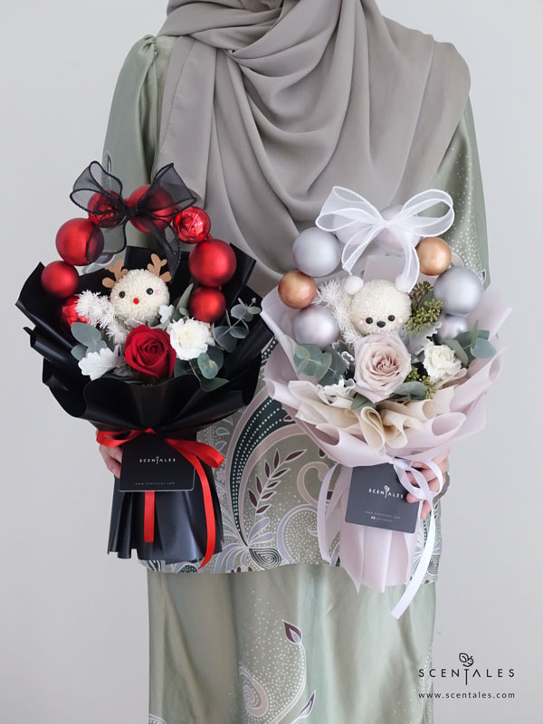 Frosty Friends Flower Bouquet