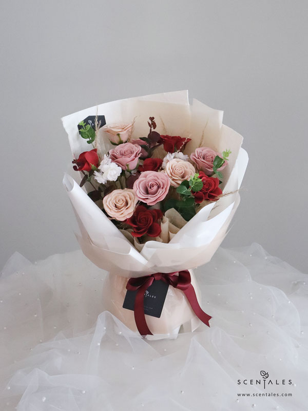 vday2026-deeply-yours-soap-flower-bouquet-m-01-600x800