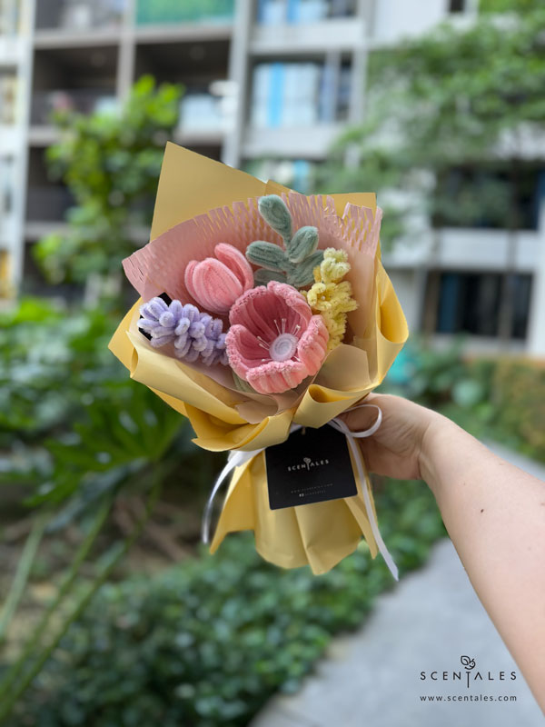 vday2026-garden-daydream-twisting-stick-flower-bouquet-04-600x800