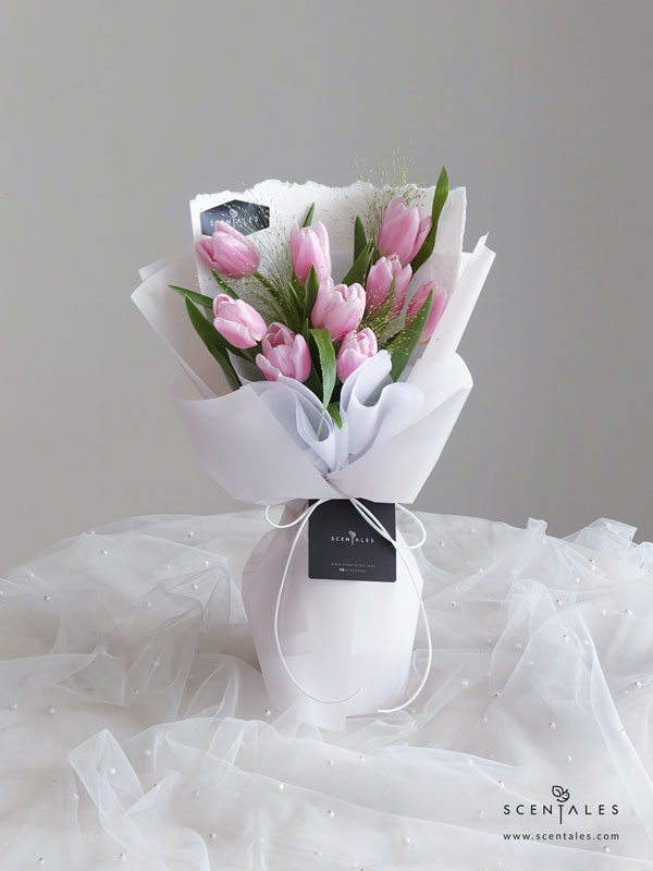 Tulip Grace Flower Bouquet Fresh flower bouquet with Pink tulip and panicum