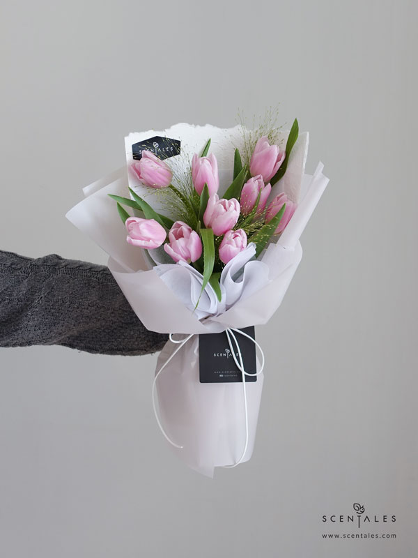 Tulip Grace Flower Bouquet Fresh flower bouquet with Pink tulip and panicum