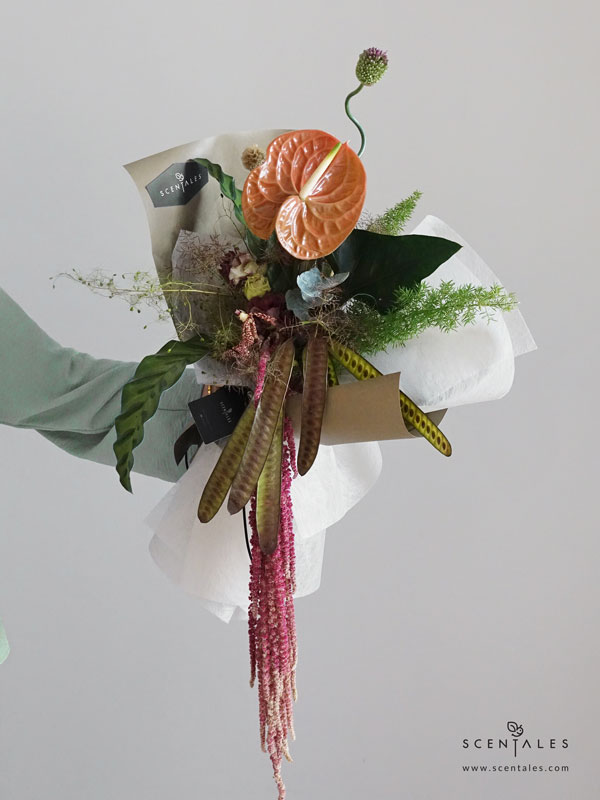 the-gentlemans-eden-fresh-flower-bouquet-03-600x800