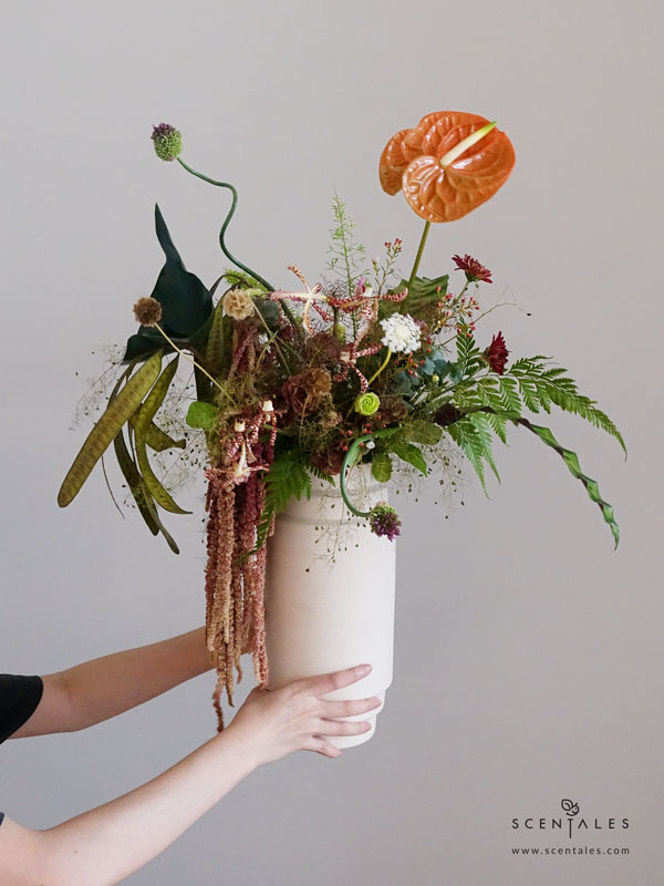 the-gentlemans-eden-fresh-flower-vase-02-600x800 (Limited) The Gentleman’s Eden Flower Vase - Image 2