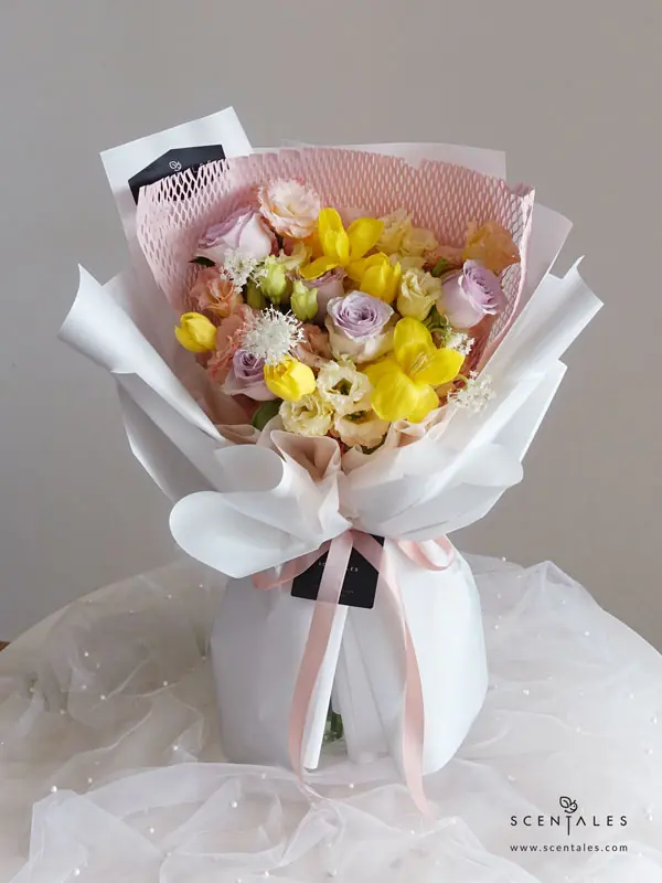 dear-sunshine-fresh-flower-bouquet-01-600x800 (Pre-order) Dear Sunshine Flower Bouquet - Image 1
