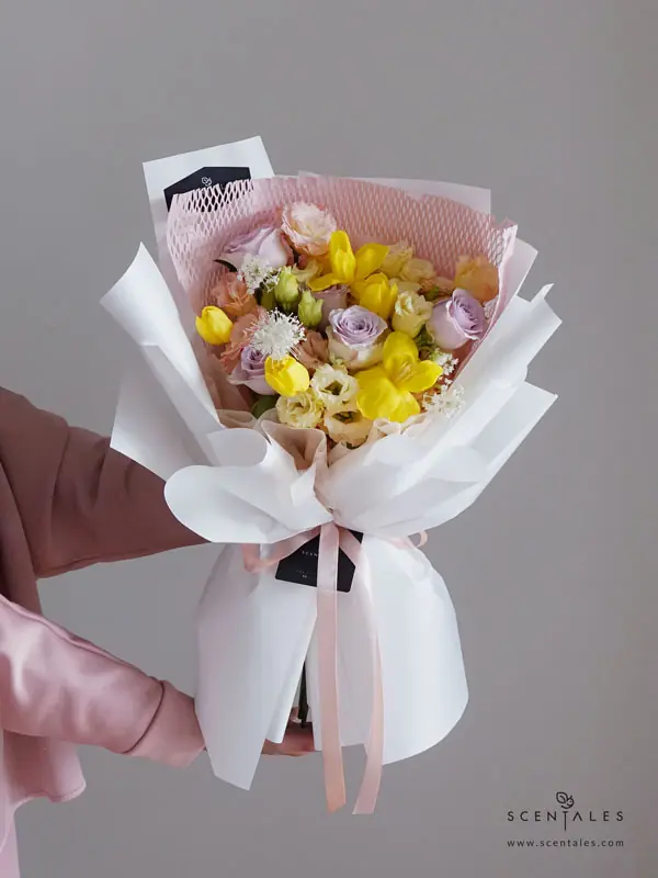 dear-sunshine-fresh-flower-bouquet-03-600x800 (Pre-order) Dear Sunshine Flower Bouquet - Image 3