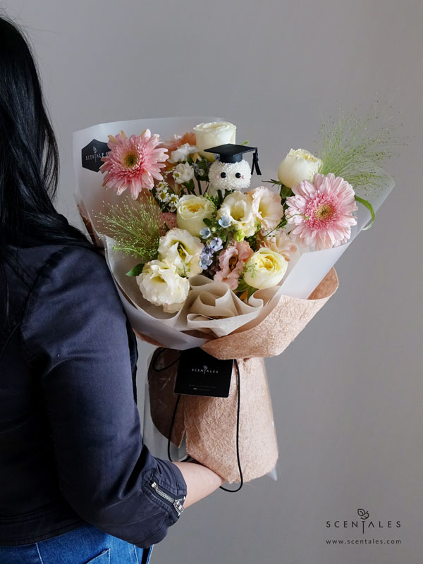 sweet-victory-fresh-flower-bouquet-grad-hat-03-600x800 (July Special) Sweet Victory Flower Bouquet - Image 4